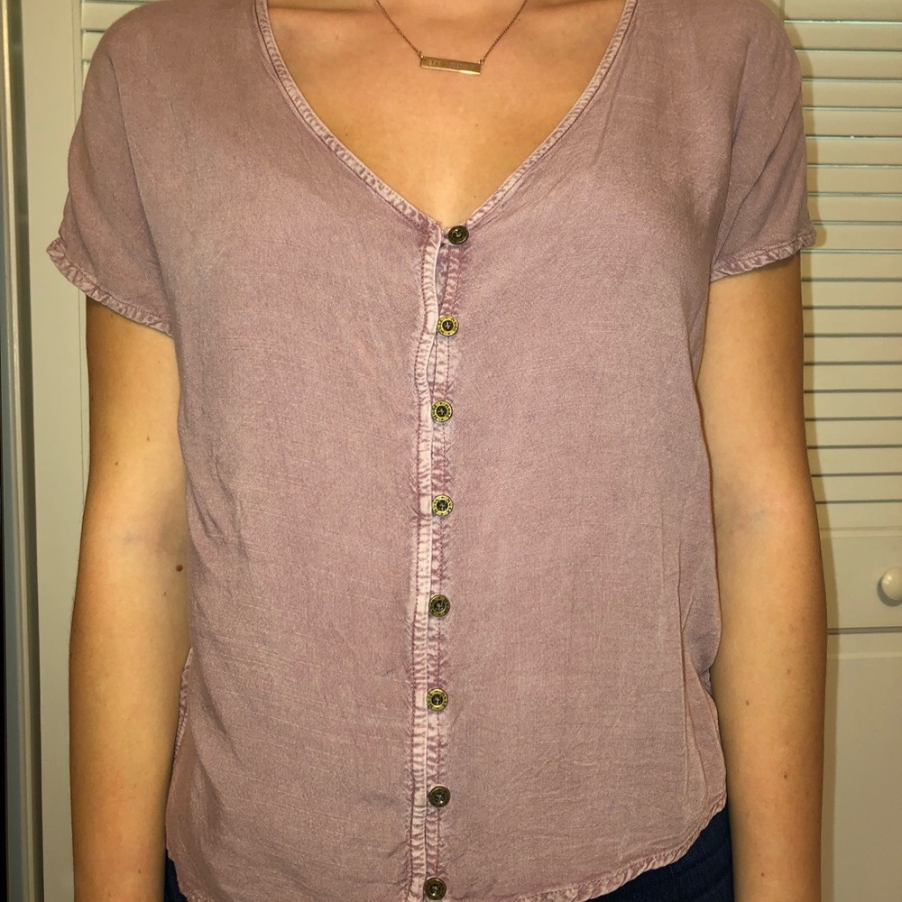 •Mauve button up top